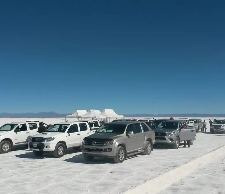 Camionetas 4x4 de Lausof en un operativo en las Salinas Grandes